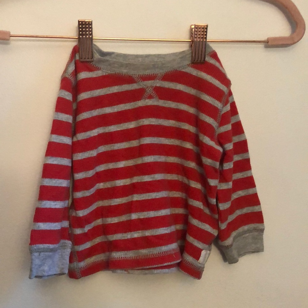 Carter’s 9 month thermal red gray striped